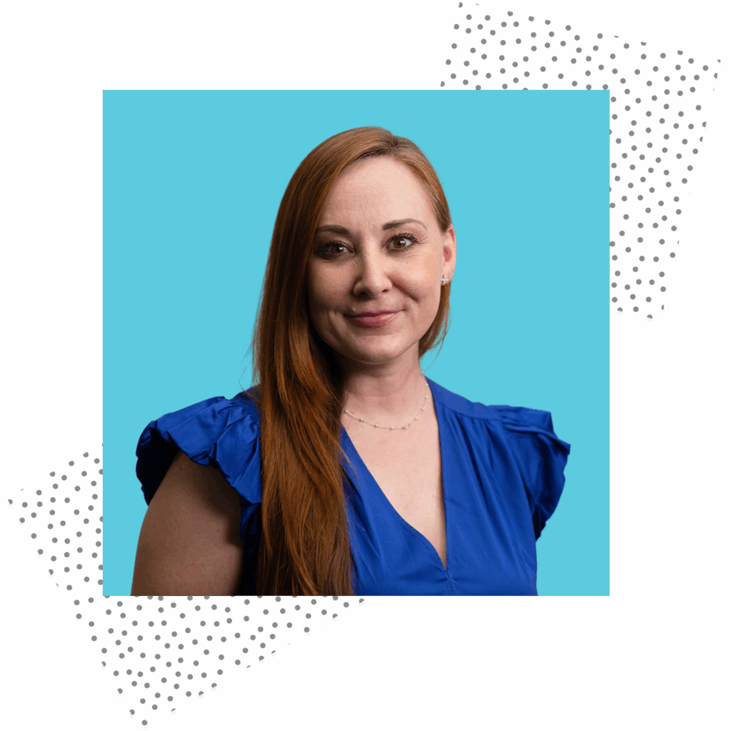 Strategy Support Kerstin Reichert in front of a blue background